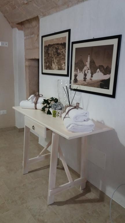 Dimora Miccolis Hotel Alberobello Eksteriør billede